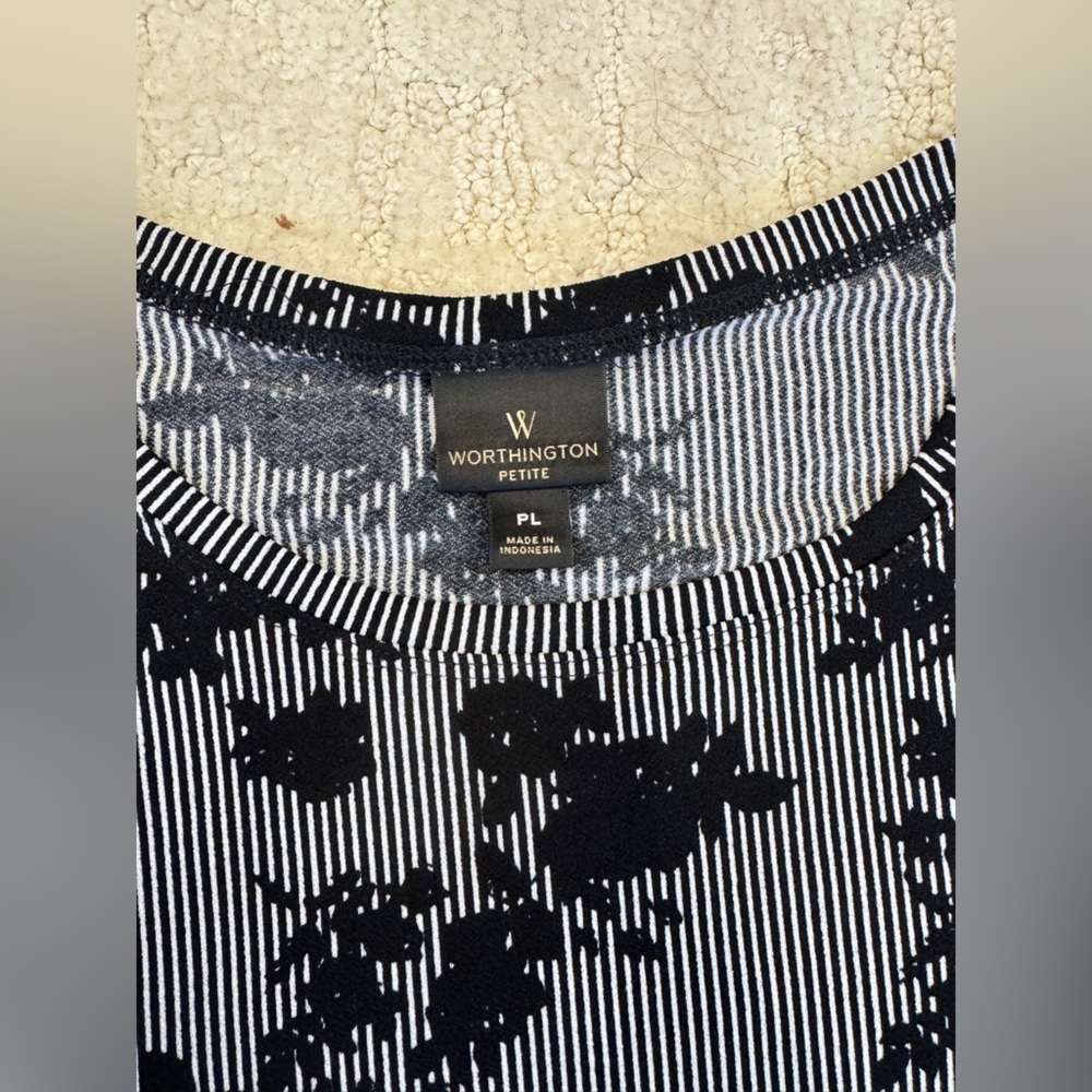 Worthington Monochrome Patterned Top